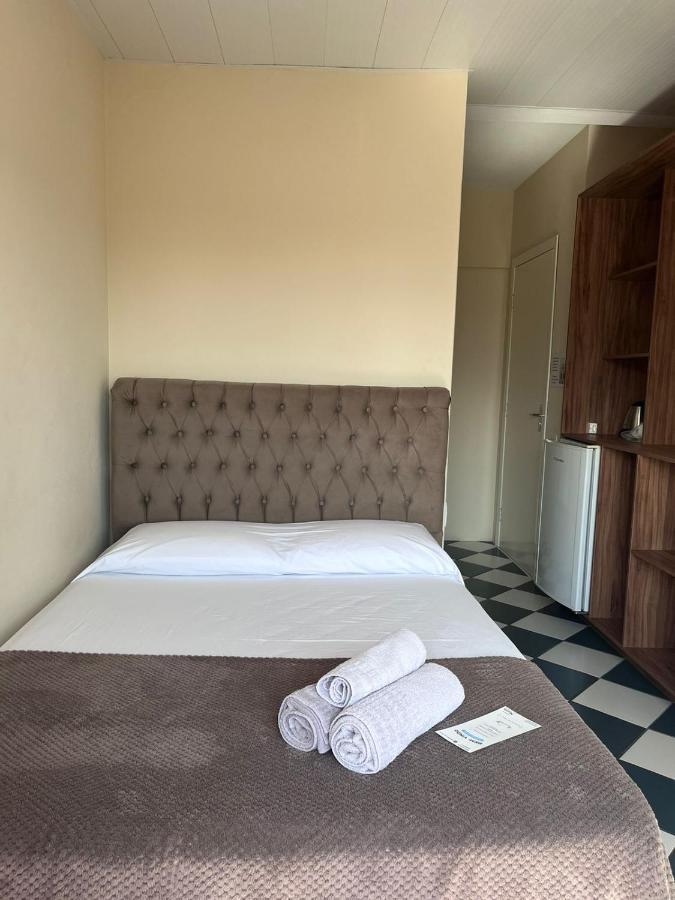 Hotel Morada Da Marta à Guarda do Embaú Extérieur photo